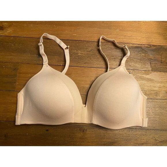 Lively 38C Bra Beige Underwire Padded Adjustable Straps Minimalist Modern Chic - Picture 1 of 5